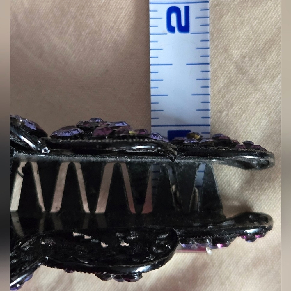 Spanish Lace Elegance Purple and Black Hair Claw - Picture 10 of 10